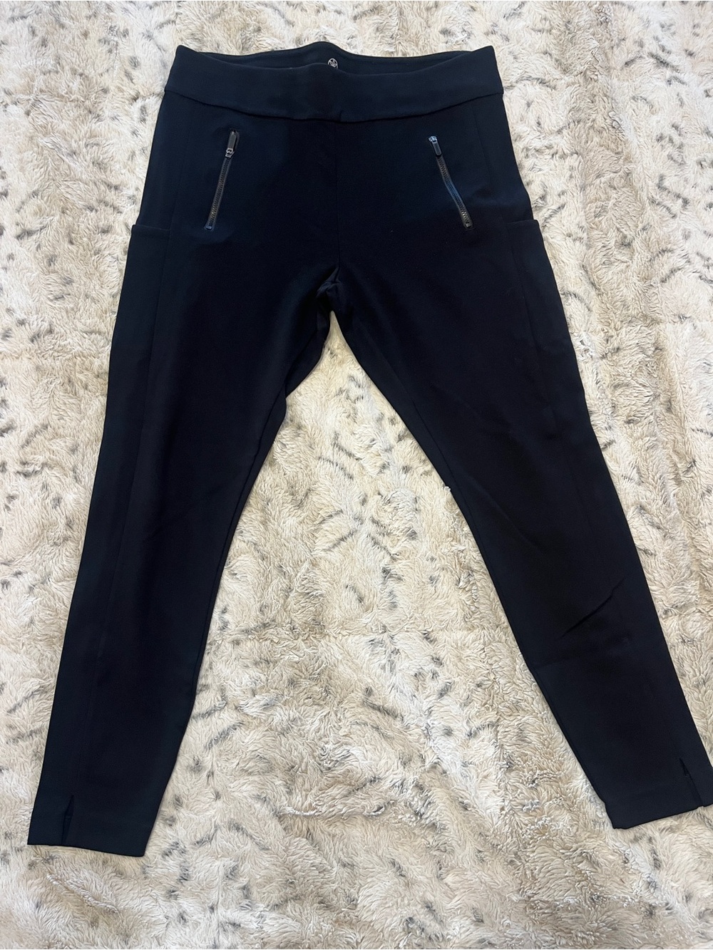 GAIAM Black Zip-Pocket Stretch Trouser Pant